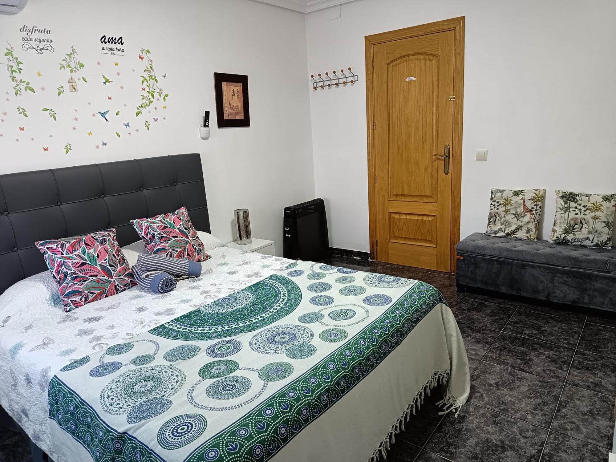 Casa Oasis Puertollano, Una Casa Rural En Puertollano, Agradable, Con Piscina En Zona Tranquila エクステリア 写真